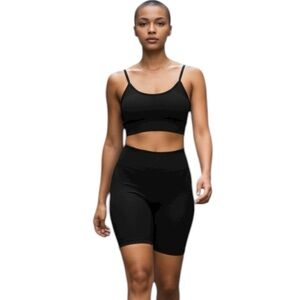 New Black 2 pc Ribbed Sports Bra & gym Shorts Gymwear Workout Yoga Small